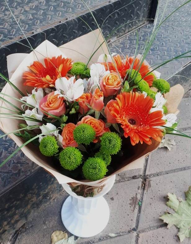 Букет цветов из: Герберы, Хризантемы, Альстромерии и Розы во Фрязево