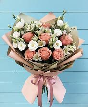 Букет цветов из:  Розы, Альстромерии и Лизиантусы во Фрязево