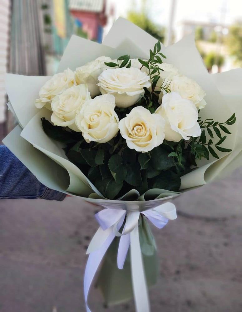 Букет Белые розы Проуд во Фрязево