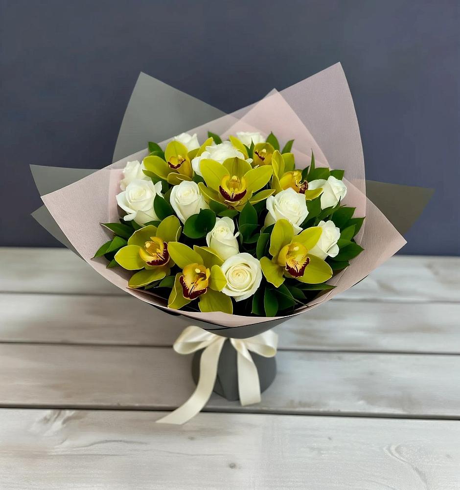 Букет цветов из: Орхидеи и Розы во Фрязево