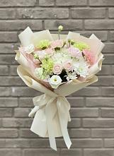 Букет цветов из:  Гвоздики, Розы, Лизиантусы и Хризантемы во Фрязево