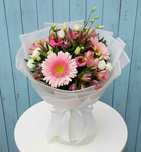 Букет цветов из:  Герберы, Альстромерии и Лизиантусы во Фрязево