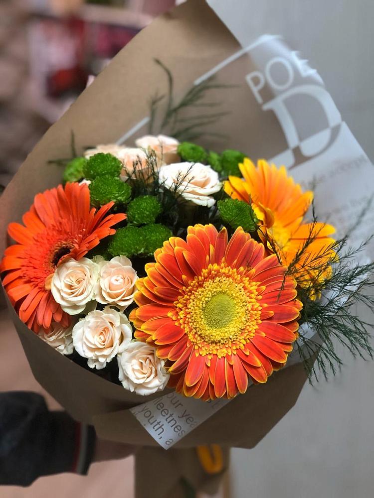 Букет цветов из: Герберы, Хризантемы и Розы во Фрязево