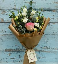 Букет цветов из:  Розы и Лизиантусы во Фрязево