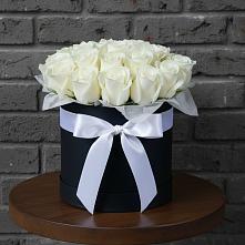 Цветочная композиция из Розы в шляпной коробке во Фрязево